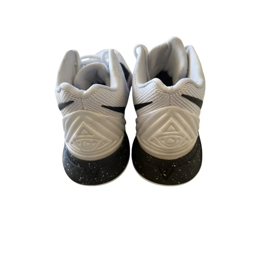 Nike Kyrie 5 TB basketball shoes Oreo mens 7.5/womens 9
